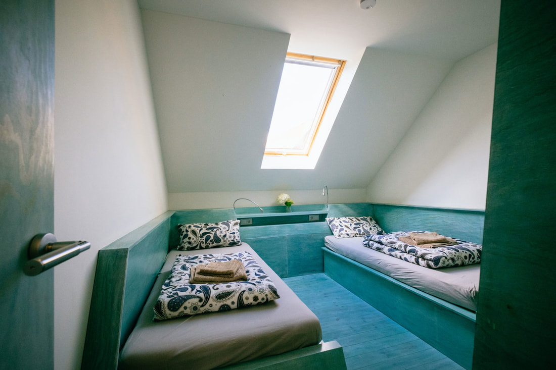taubeblau-blaues-doppelzimmer